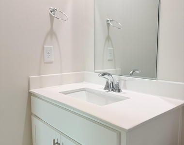 1100 Landen Creek Lane - Photo Thumbnail 9