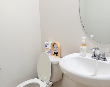 1100 Landen Creek Lane - Photo Thumbnail 12