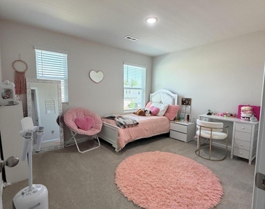 1100 Landen Creek Lane - Photo Thumbnail 30