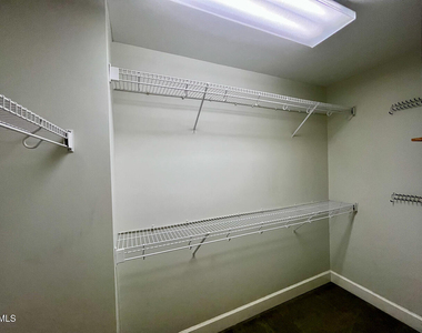 18 Garden Hills Court - Photo Thumbnail 18