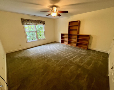18 Garden Hills Court - Photo Thumbnail 19