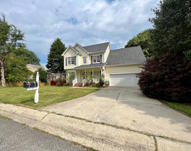 18 Garden Hills Court - Photo Thumbnail 1