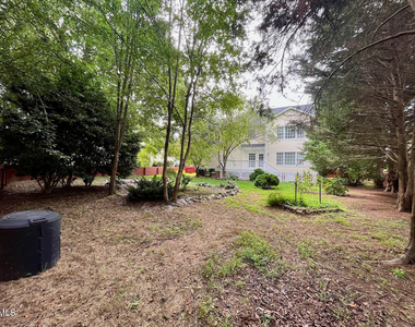 18 Garden Hills Court - Photo Thumbnail 22