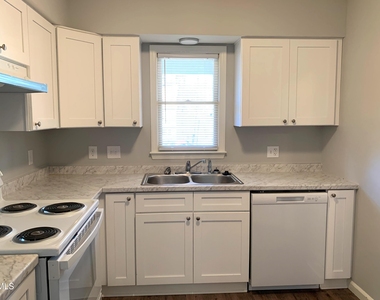 5533 Kaplan Drive - Photo Thumbnail 6