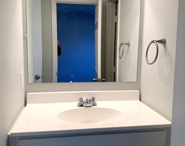 5533 Kaplan Drive - Photo Thumbnail 11