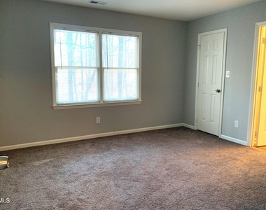 5533 Kaplan Drive - Photo Thumbnail 10