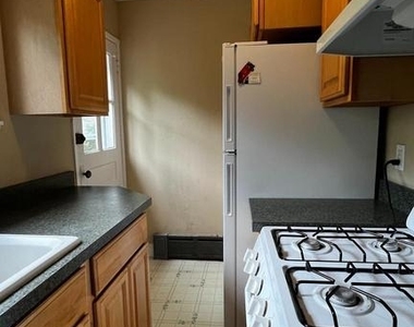 316 Gerard Avenue - Photo Thumbnail 10
