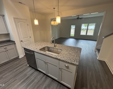 516 S Ryals Street - Photo Thumbnail 17