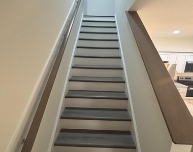 516 S Ryals Street - Photo Thumbnail 13