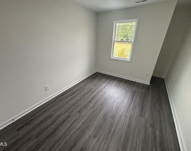 516 S Ryals Street - Photo Thumbnail 12