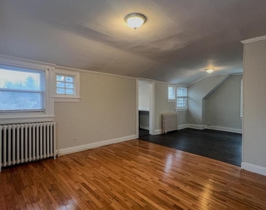7919 Park Avenue - Photo Thumbnail 1
