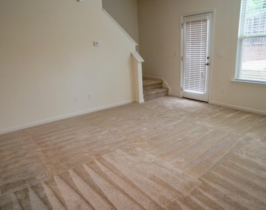 3015 Bluegrove Road - Photo Thumbnail 11