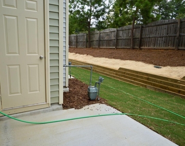 3015 Bluegrove Road - Photo Thumbnail 21