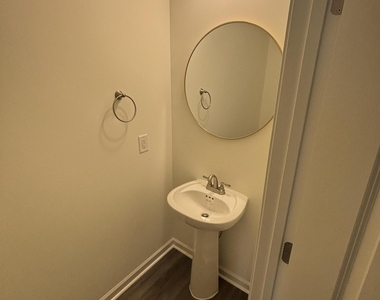 510 S Ryals Street - Photo Thumbnail 21