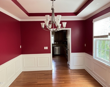936 Bentbury Way - Photo Thumbnail 3
