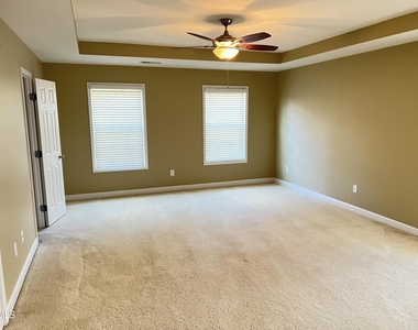 936 Bentbury Way - Photo Thumbnail 16
