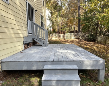 936 Bentbury Way - Photo Thumbnail 21