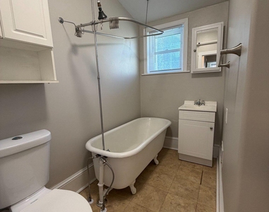 22 N Darlington Street - Photo Thumbnail 5