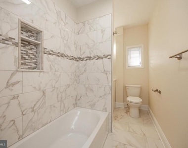 325 W Barnard Street W - Photo Thumbnail 11