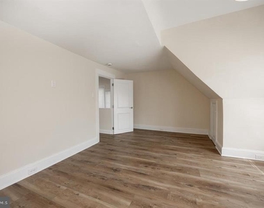 325 W Barnard Street W - Photo Thumbnail 48