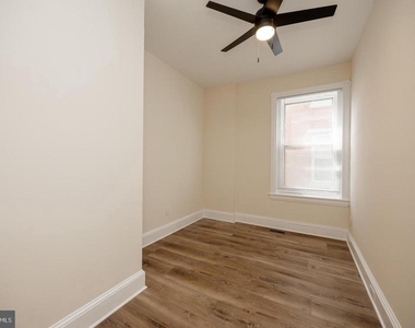 325 W Barnard Street W - Photo Thumbnail 12