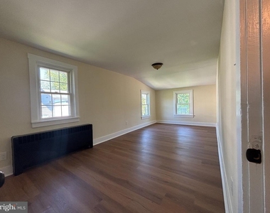 888 Walnut Street - Photo Thumbnail 20