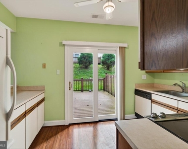 3 Oak Leaf Lane - Photo Thumbnail 11