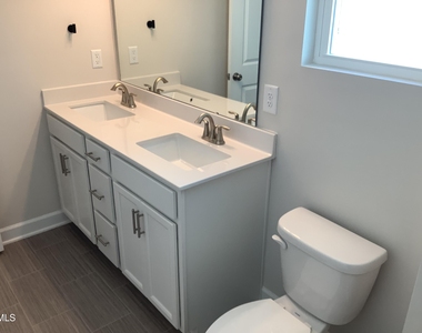 35 Village Edge Drive - Photo Thumbnail 13