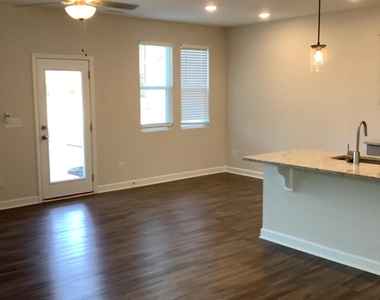 35 Village Edge Drive - Photo Thumbnail 2
