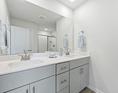 1071 Cherry Stem Road - Photo Thumbnail 4
