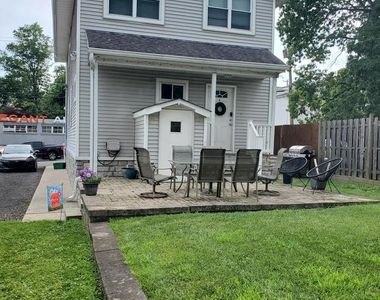 4919 Hazel Avenue - Photo Thumbnail 2