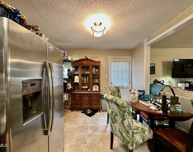 2201 Wise Place - Photo Thumbnail 5