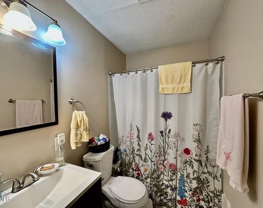 2201 Wise Place - Photo Thumbnail 10
