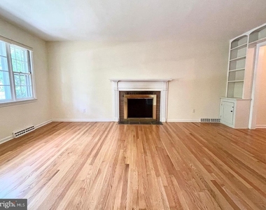 33 Monroe Lane - Photo Thumbnail 7