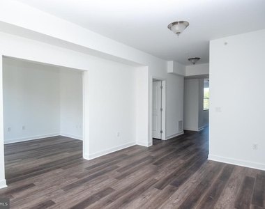 43 Princeton Hightstown Rd - Photo Thumbnail 18