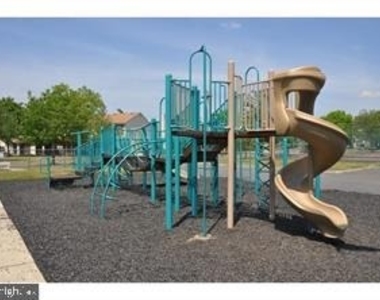 48 Rickard Court - Photo Thumbnail 14