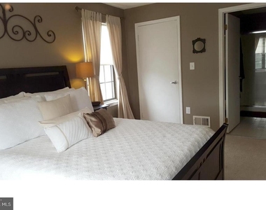 48 Rickard Court - Photo Thumbnail 8