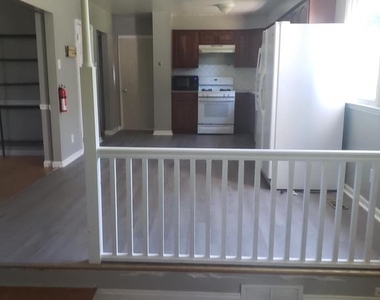 306 Cornell Road - Photo Thumbnail 10