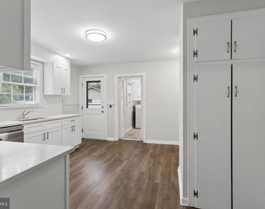 127 Bell Avenue - Photo Thumbnail 6