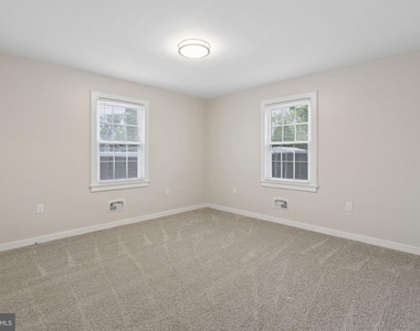 127 Bell Avenue - Photo Thumbnail 15