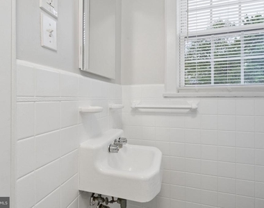 127 Bell Avenue - Photo Thumbnail 20