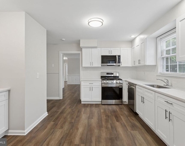 127 Bell Avenue - Photo Thumbnail 9