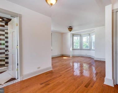 21 Ellis Street - Photo Thumbnail 1
