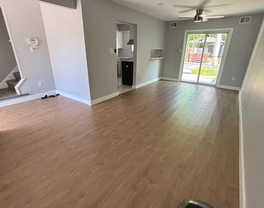 12 Heatherwood Drive - Photo Thumbnail 3