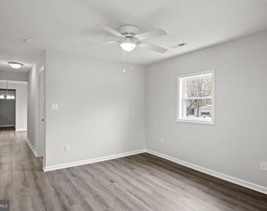 467 W Atlantic Avenue - Photo Thumbnail 5