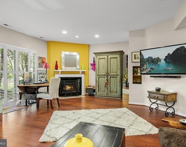 1410 Chanticleer - Photo Thumbnail 8