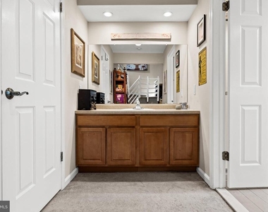 1410 Chanticleer - Photo Thumbnail 19
