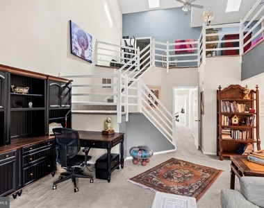 1410 Chanticleer - Photo Thumbnail 18