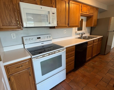 9 Cranberry Court - Photo Thumbnail 1