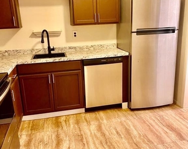 5 Mulberry Court - Photo Thumbnail 1